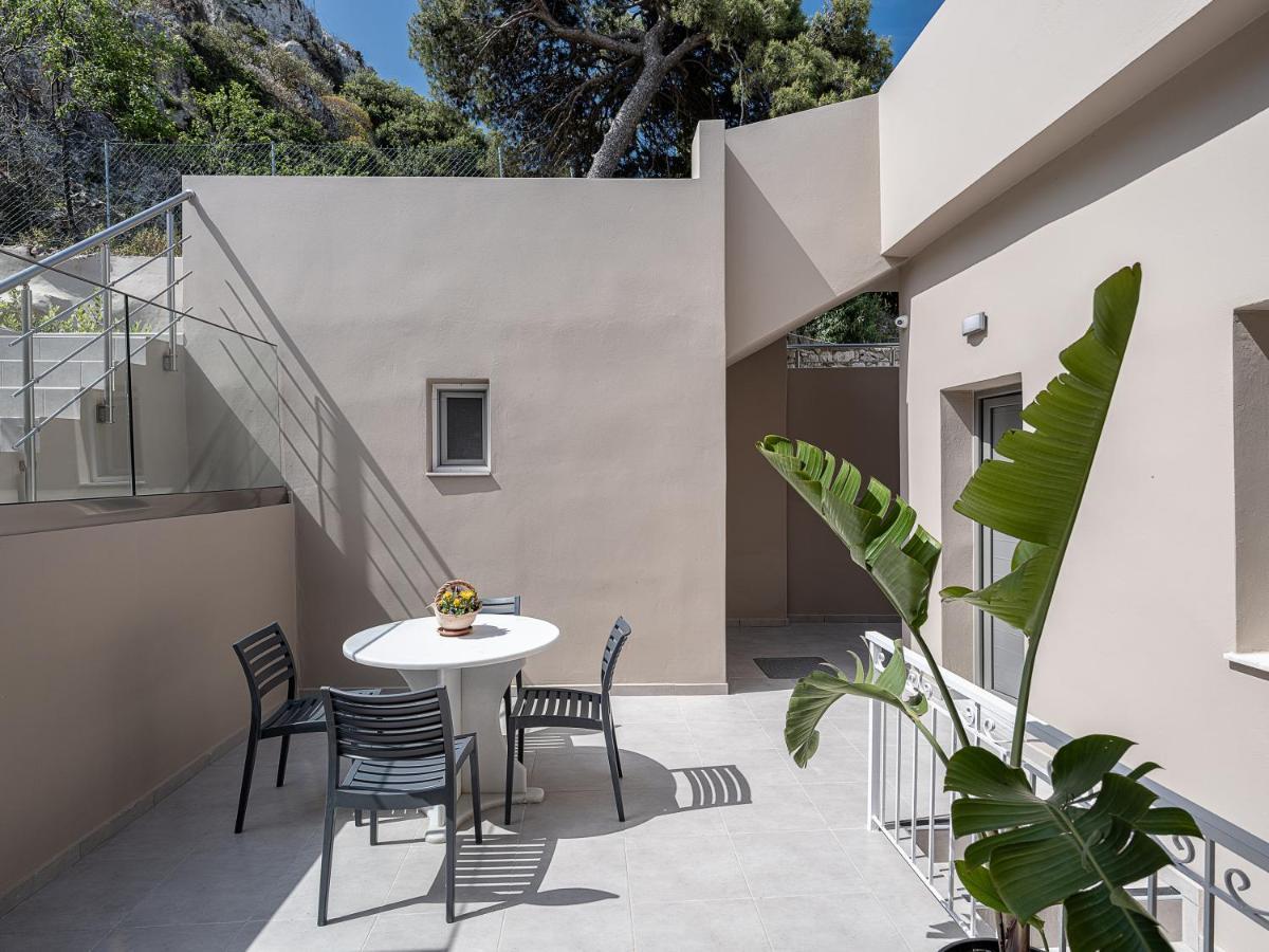 Casa D'irene Deluxe Hotel